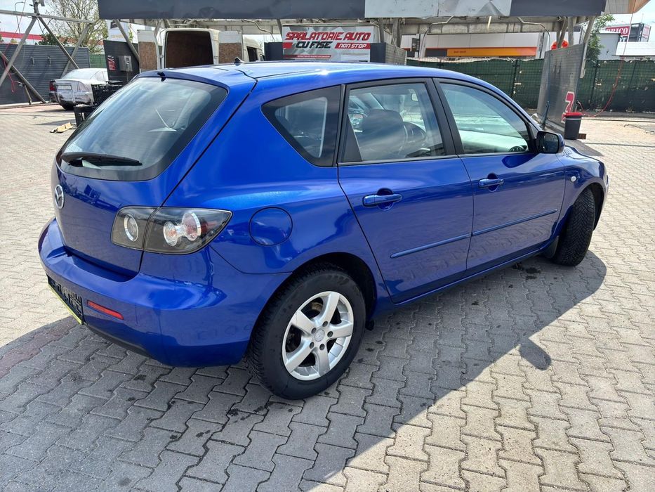 Vând mazda 3 hatchback 2007