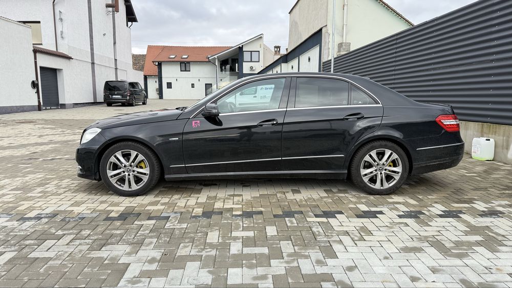 MERCEDES-BENZ E-Class 2011 — imagine 3