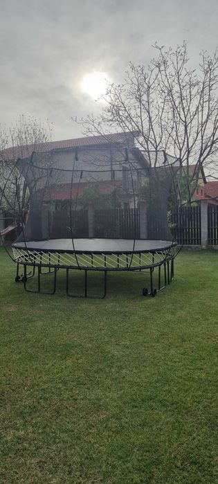 Vand Trambulina Sprigfree (Fara arcuri)