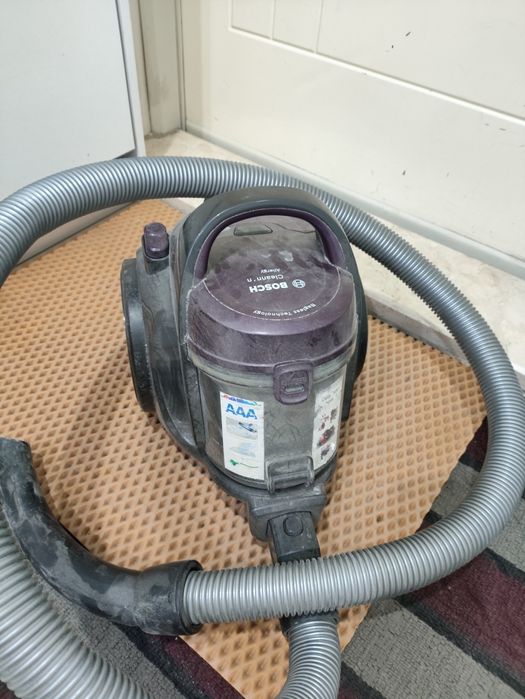 Продам пылесос BOSCH