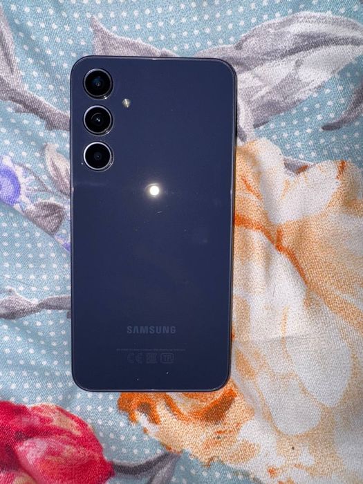 Смартфон Samsung a35