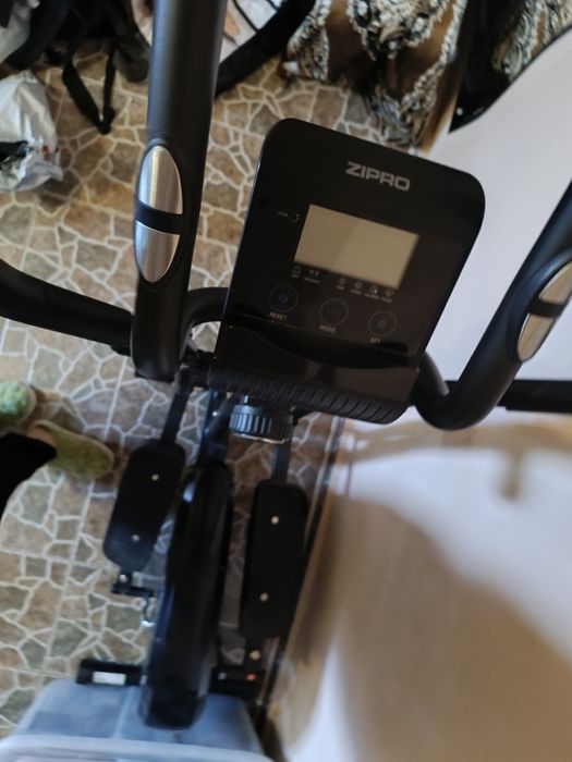 bicicleta eliptica Zipro