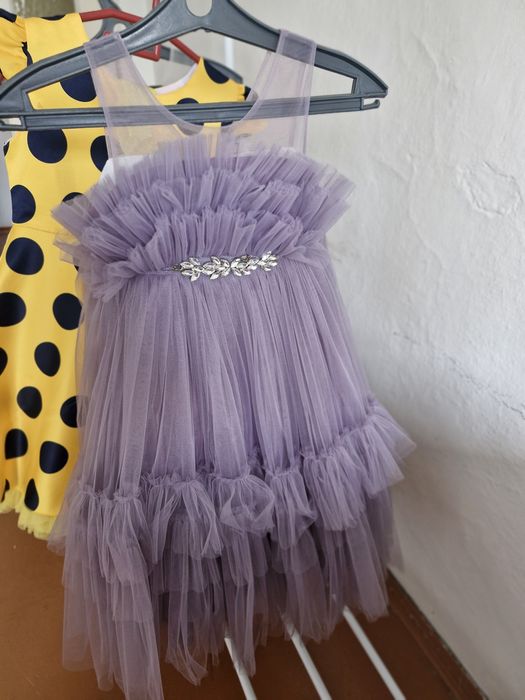 Продам платье для девочек