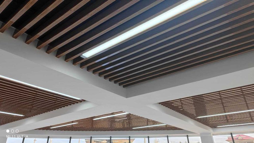 РЕЕЧНИ | РЕЕЧНЫЙ потолок | РЕЙЧНИ современный звукопоглащающий | Рейка