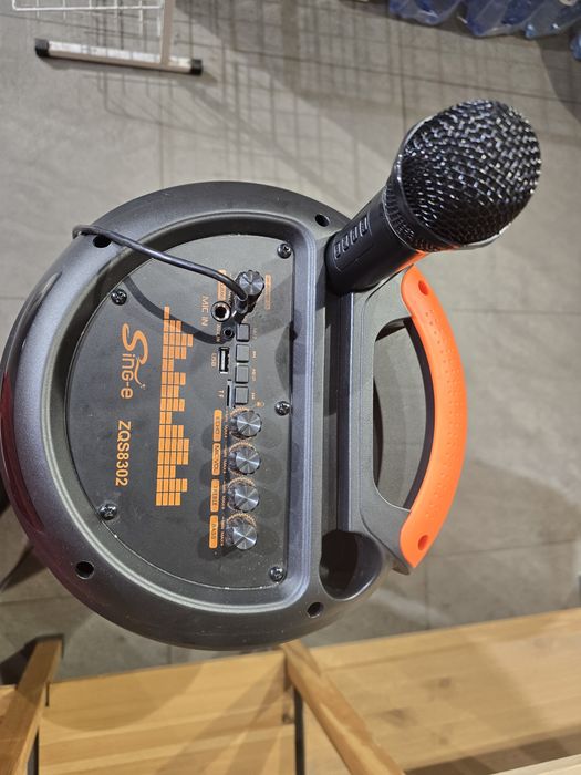 Продам колонку блютуз