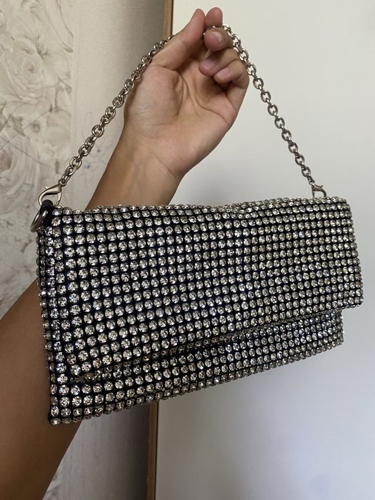 Сумочки очень красивые можно как клачь