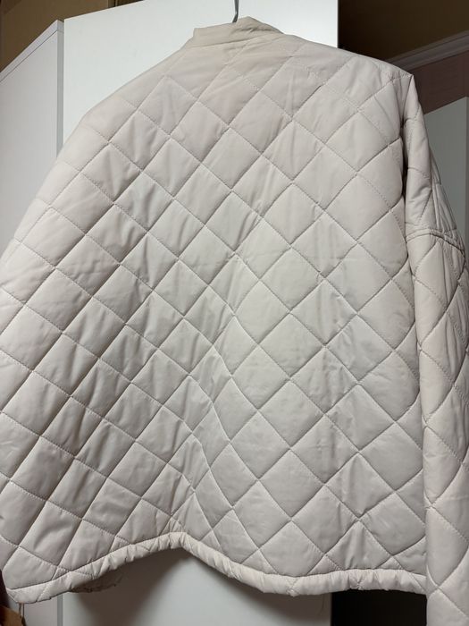 Женская куртка стильная