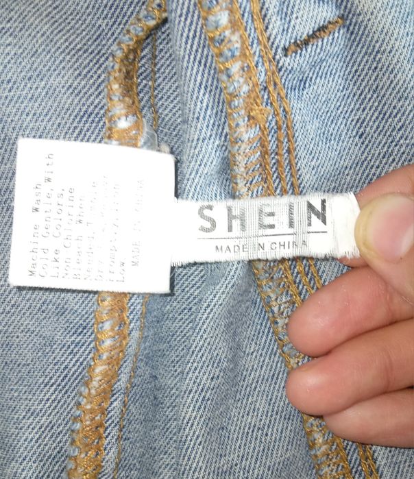 Джинсовая куртка SHEIN