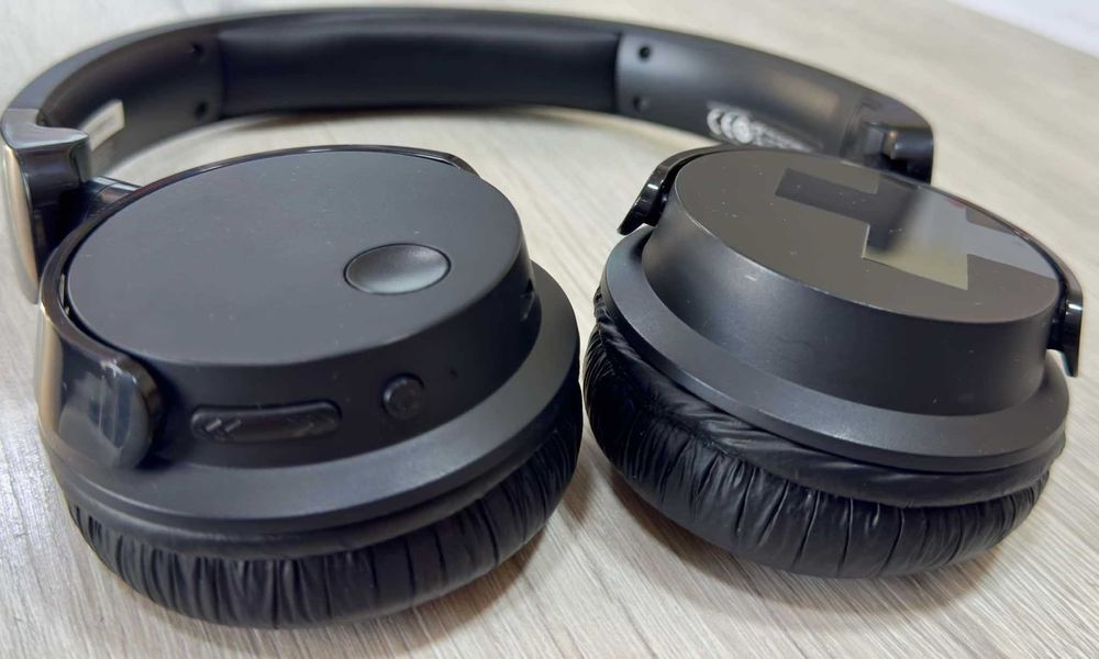 Слушалки Philips BASS+ TABH305BK