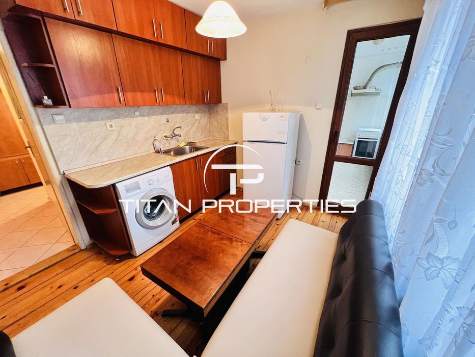 Дава се под наем Двустаен апартамент в Бургас, Братя Миладинови - 64 кв.м за 255 € - Снимка #1