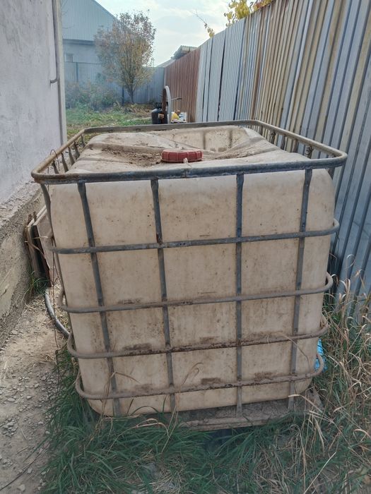 Продам еурокуб 1000 л