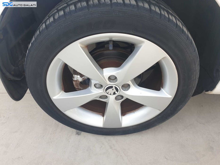 Set 4 Jante Roti Aliaj 5x100 215 45 16 R16 Anvelope Vara Skoda Fabia 2 2007 - 2015 [C4452]