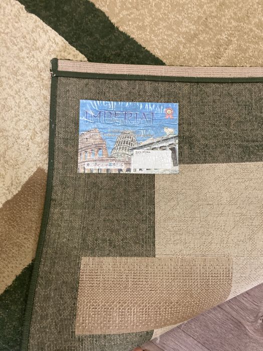 Продам ковер в отличном состояний