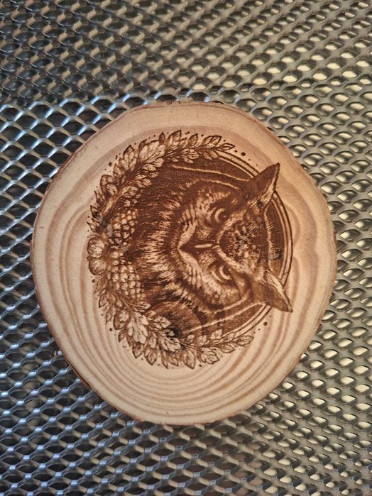 Уникални дървени гравюри – персонализирани подаръци по ваш вкус!