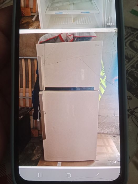 Продам большой холодильник б/у
