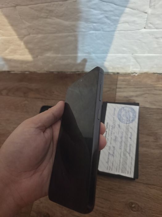 Продам Самсунг S23/256