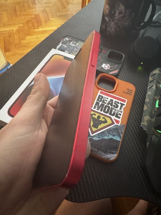 Iphone 14 red 128gb като нов
