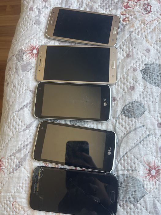 Продам телефоны не рабочие