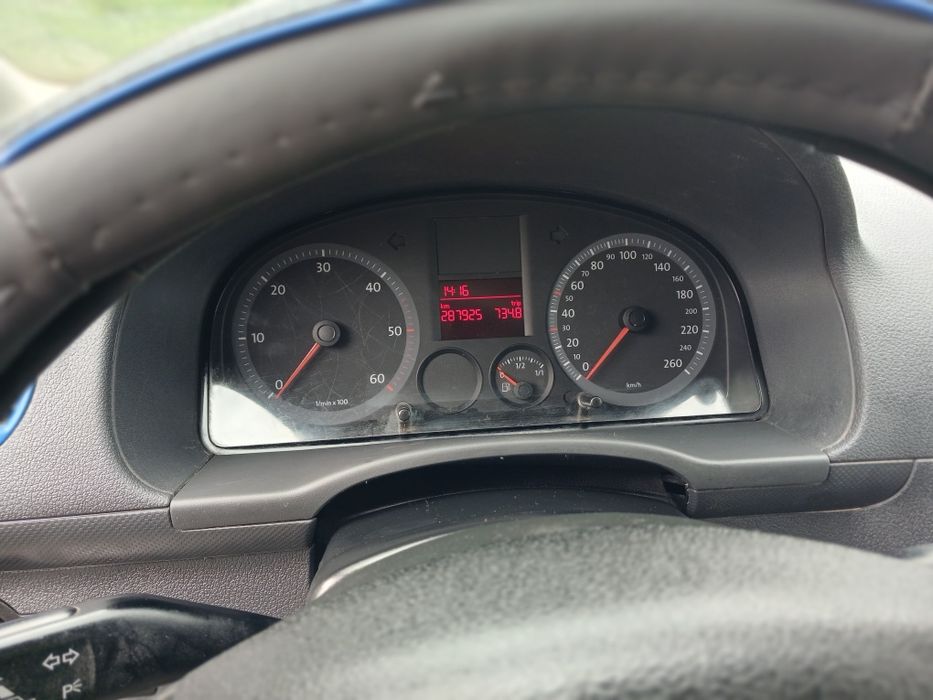 Vw Caddy maxi 2008 care merge la muncă nu la poze
