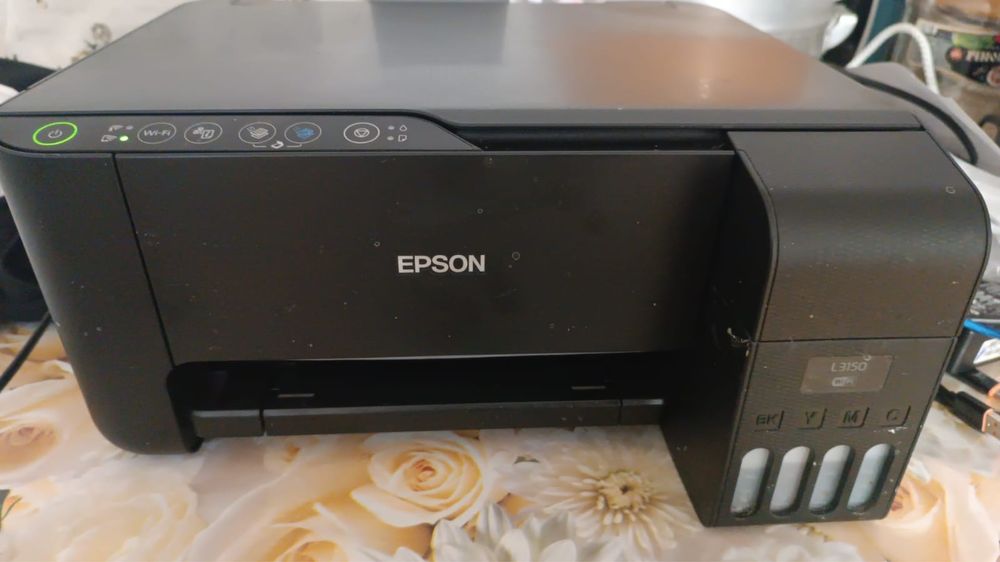 Принтер EPSON цветной