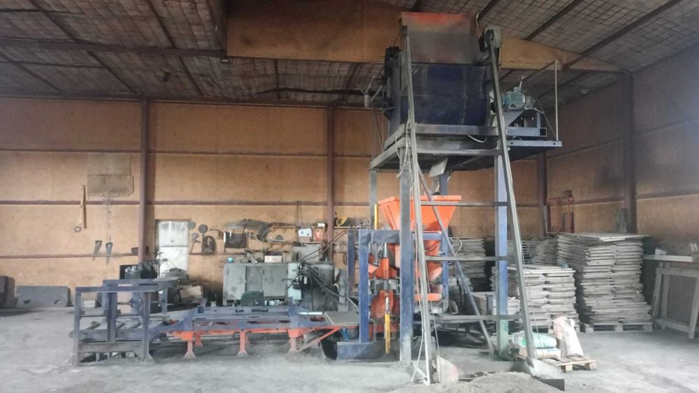 Продается мини- завод по производству пескобетонной продукции