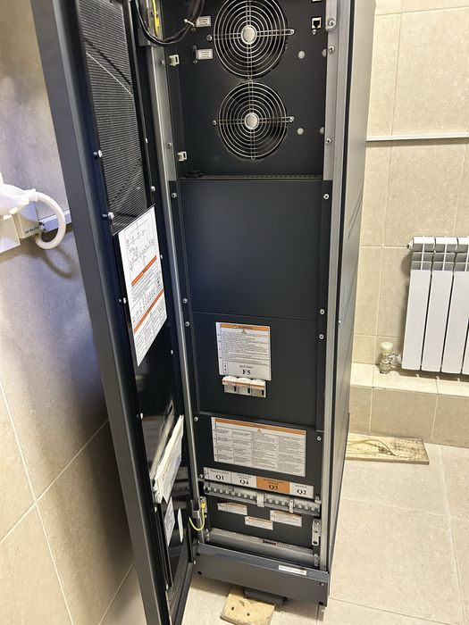 Legrand стабилизатор