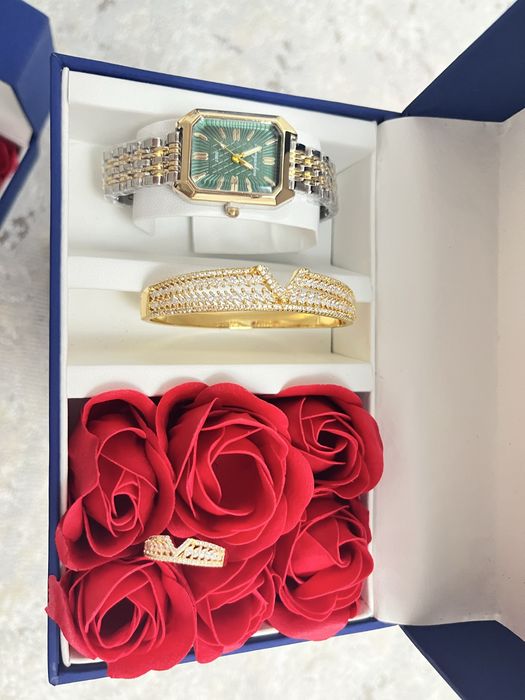 Женские Часы по низкой цене