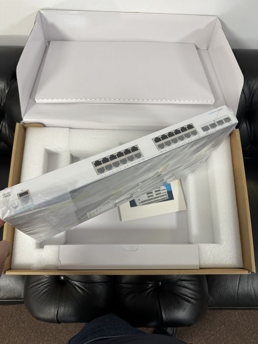Router Cisco businees 350s / Nou |