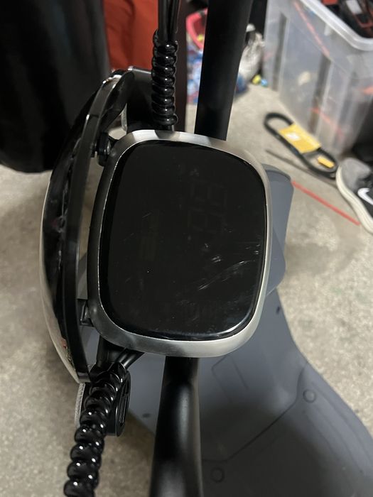 Електрически скутер