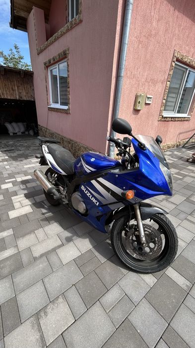 Suzuki GS500F A2 motocicleta incepatori