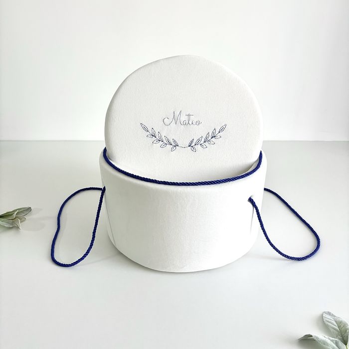 Cufar si trusou personalizat pentru botez