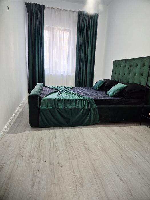 Apartamente noi de vanzare