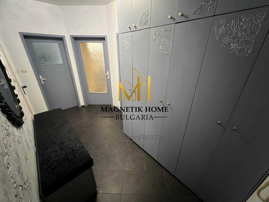 Дава се под наем Тристаен апартамент в Бургас, Възраждане - 85 кв.м за 765 € - Снимка #4