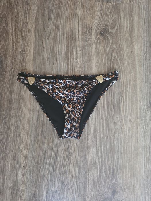 Сутиени  бански la perla