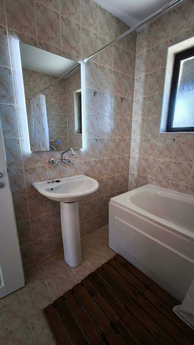 Продава се Къща в Добрич, Кралска зона - 122 кв.м за 610 €/кв.м - Снимка #16