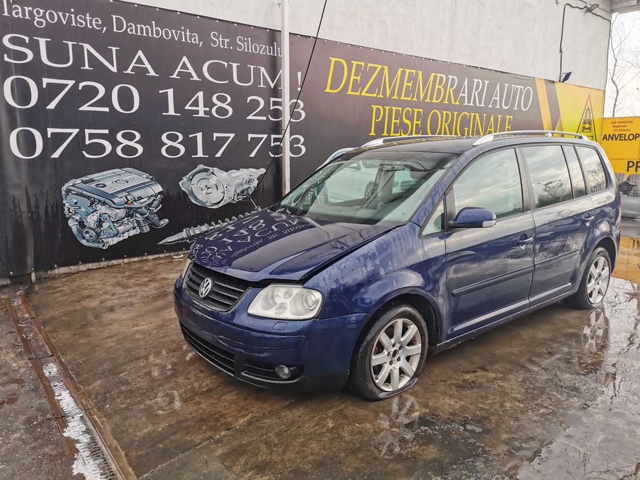 Dezmembrez Volkswagen Touran/1.9/2.0/CAYC/AVQ/BKD/NMM/BMN/usa/haion/portbagaj/capota/jante/faruri/stopuri/motor/cutie/carlig