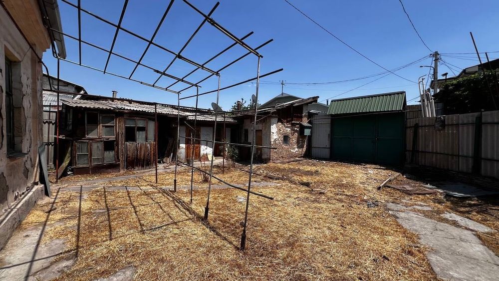 Продажа земли под застройку Дома или двух коттеджей