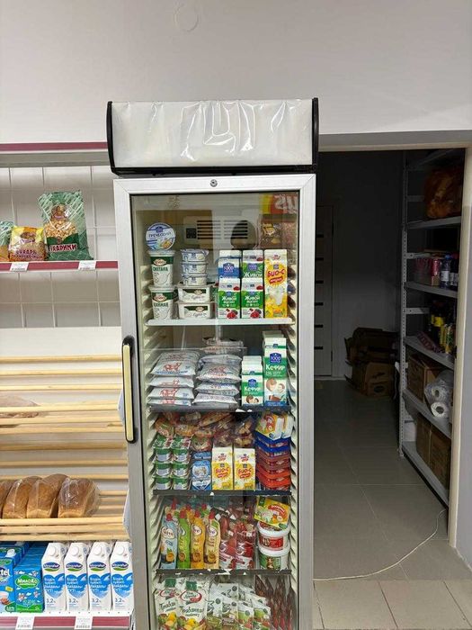 Витринный холодильник