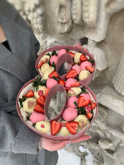 клубника в шоколаде