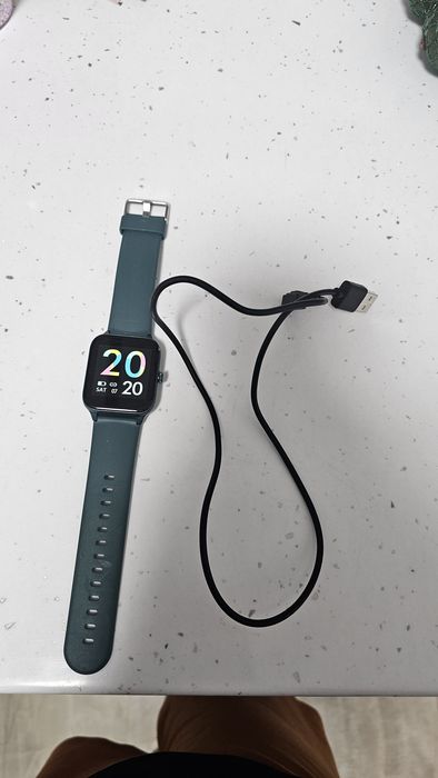 Ceas R3 PRO MAC  + incarcator.