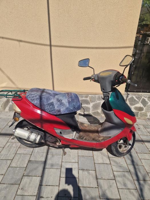 Vând scuter de 49cc cu acte