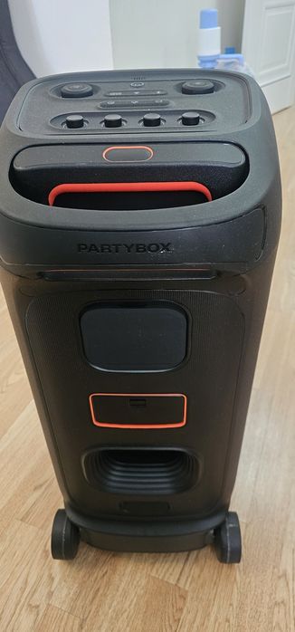 продаю срочно JBL колонку