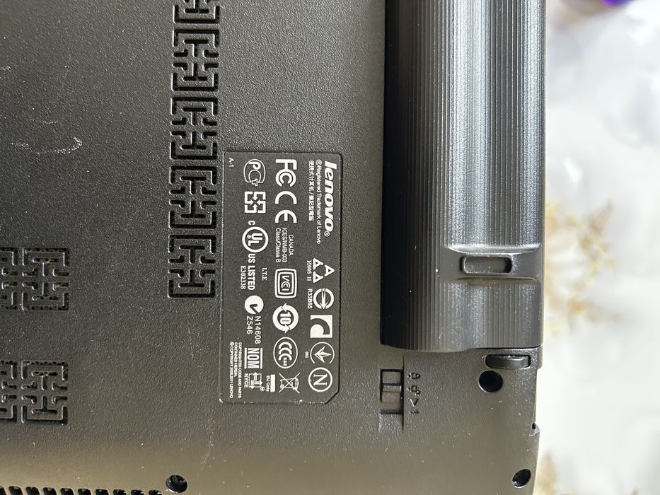 Продам Lenovo ноутбук