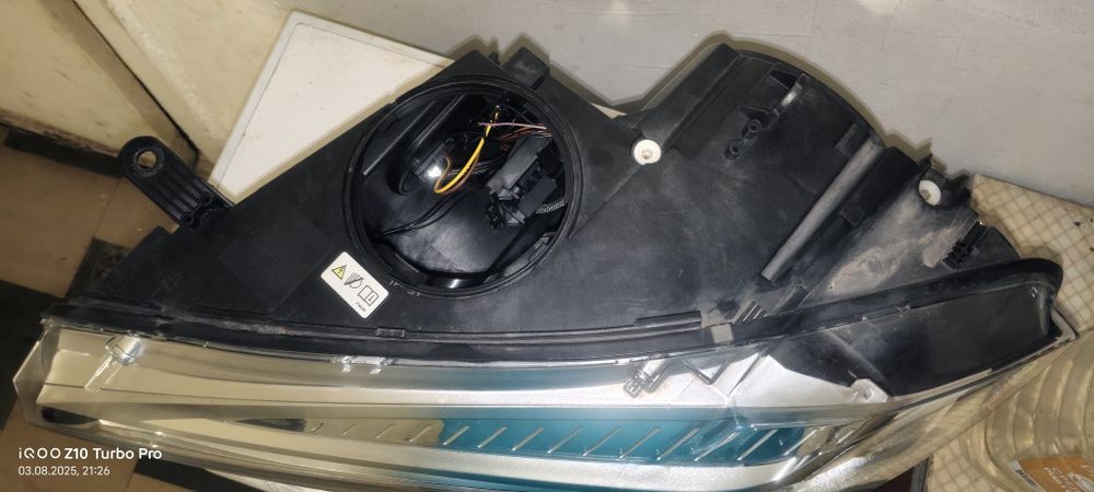 Фары BMW x5 f15 x6 f16 ксенон-биксенон