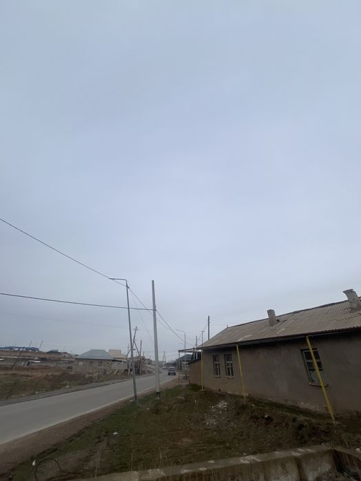 Үй саттылады.