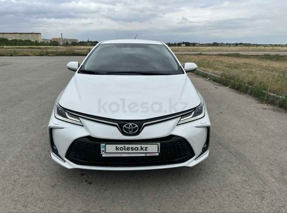 Тойота королла 2022