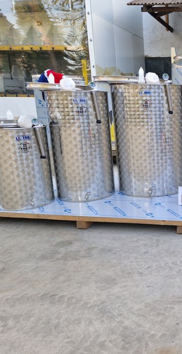 Butoi Inox Capac flotant pneumatic/Cisternă Inox 1.000 litri pt vin