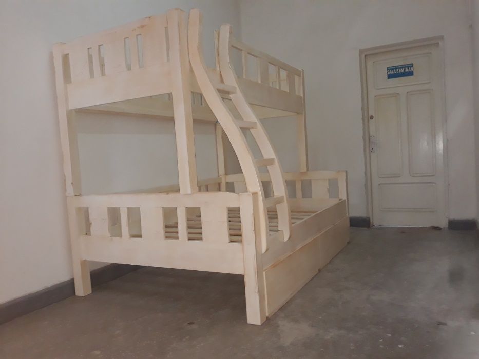 TRANSPORT GRATUIT.Pat etajat-supraetajat antichizat.Cod 3017