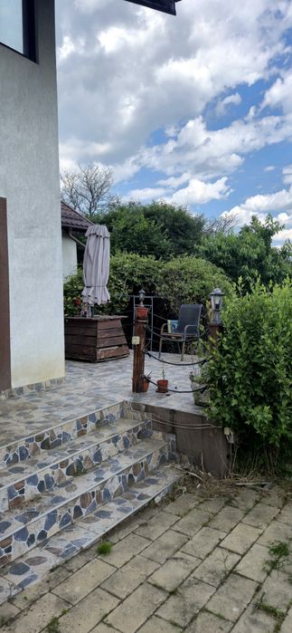 Casă cu curte generoasă și priveliște superbă în Nișcov – De vânzare (Direct Proprietar)