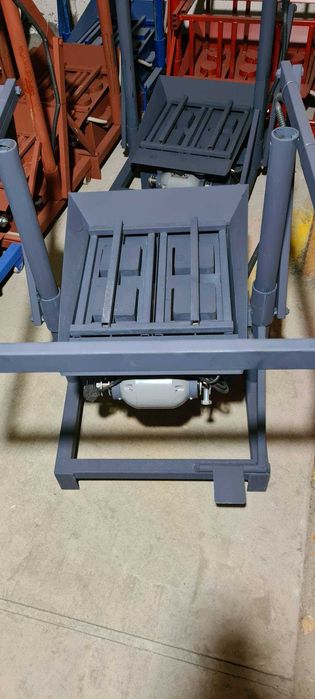 Станок для шлакоблоков. пескоблоков